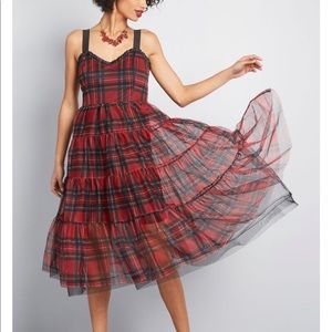 Fearless Flair Plaid Midi Tulle Dress